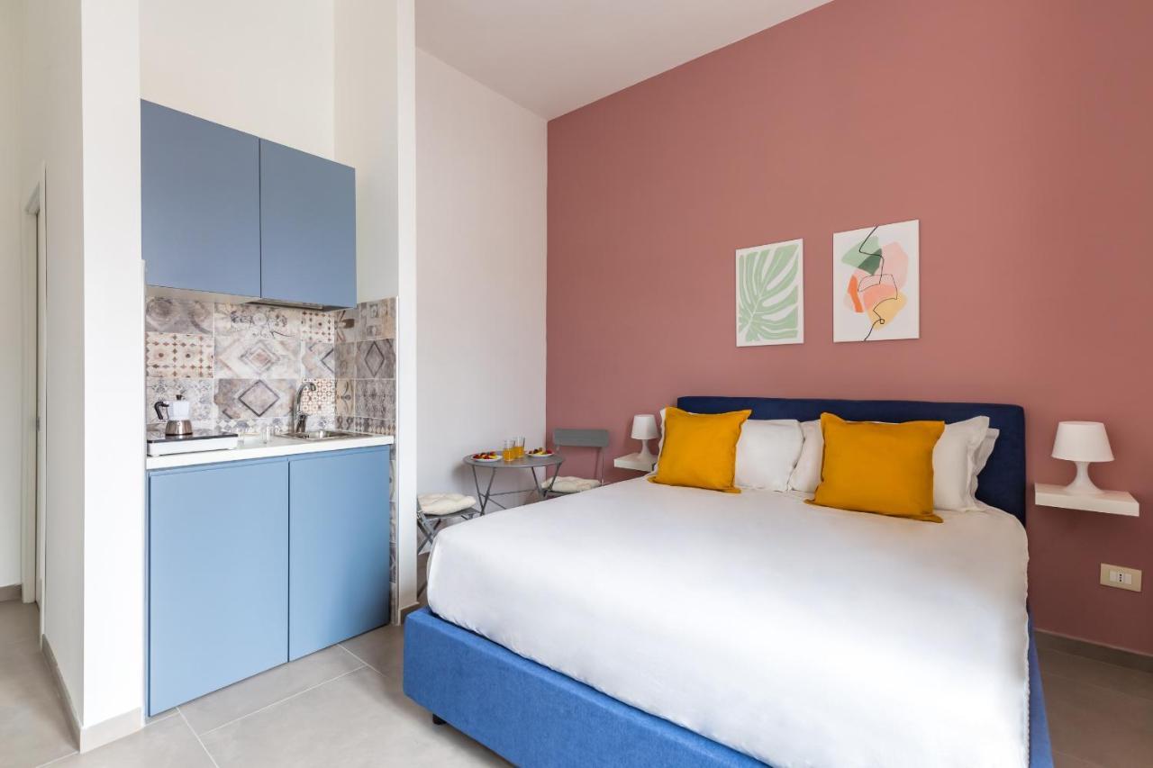 Maria'S Bright Flats At The Cathedral Apartment เนเปิลส์ ภายนอก รูปภาพ