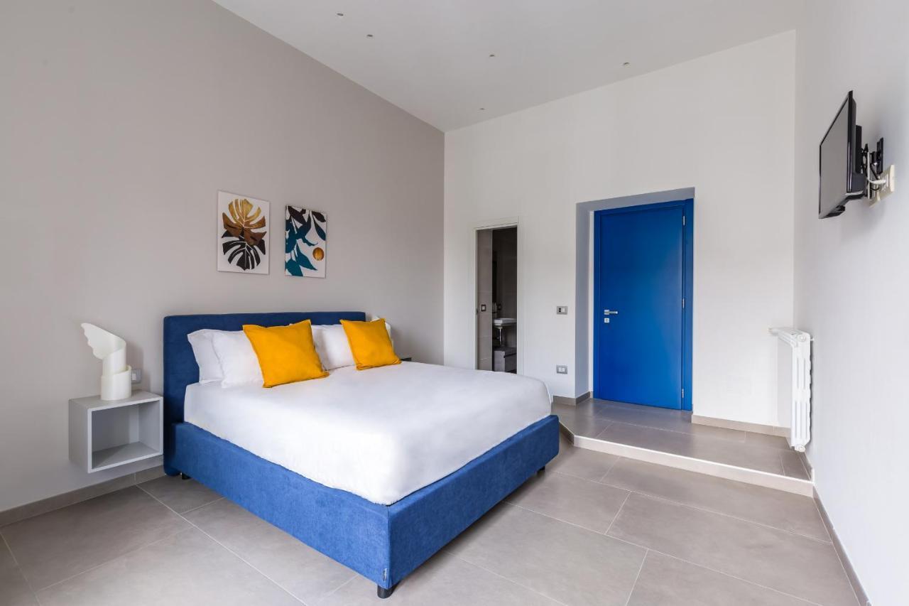 Maria'S Bright Flats At The Cathedral Apartment เนเปิลส์ ภายนอก รูปภาพ